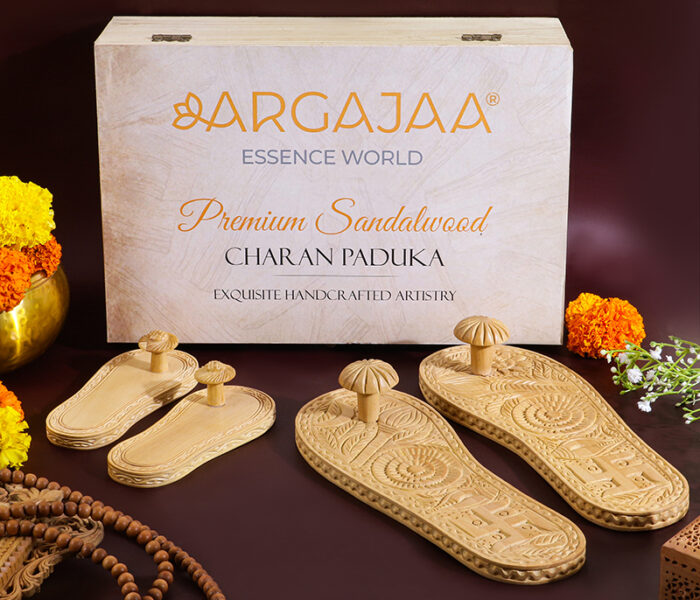 SWCP01 Premium sandalwood Charan Paduka