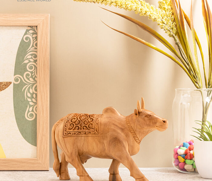 sHA11 Big Pure Sandalwood Cow